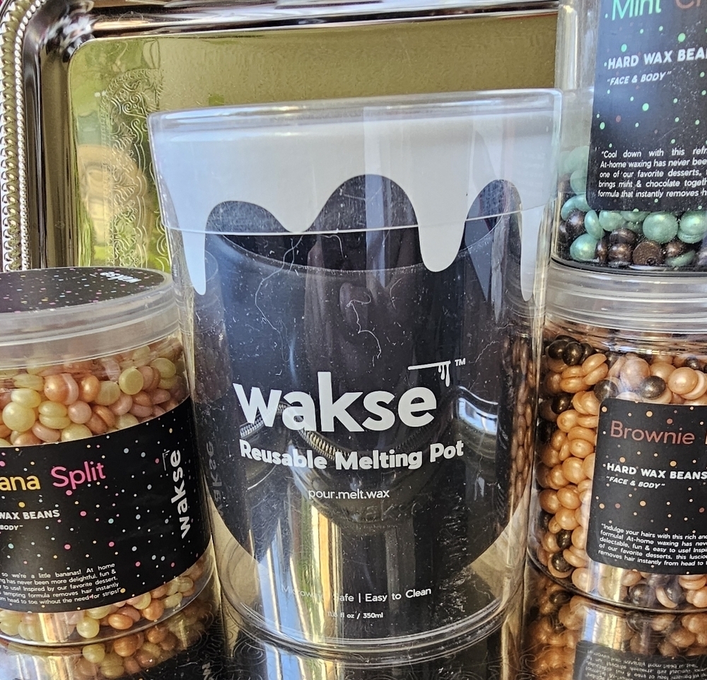 Wakse Black Reusable Microwaveable Melting Pot & 3 Scented Jars Of Hard Wax Bead - Picture 3 of 9